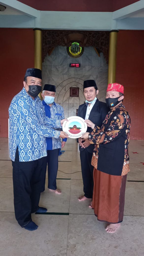 Beni Ridwan Mahasiswa Aqidah dan Filsafat Islam IAIN Salatiga Berkunjung ke Masjid ...